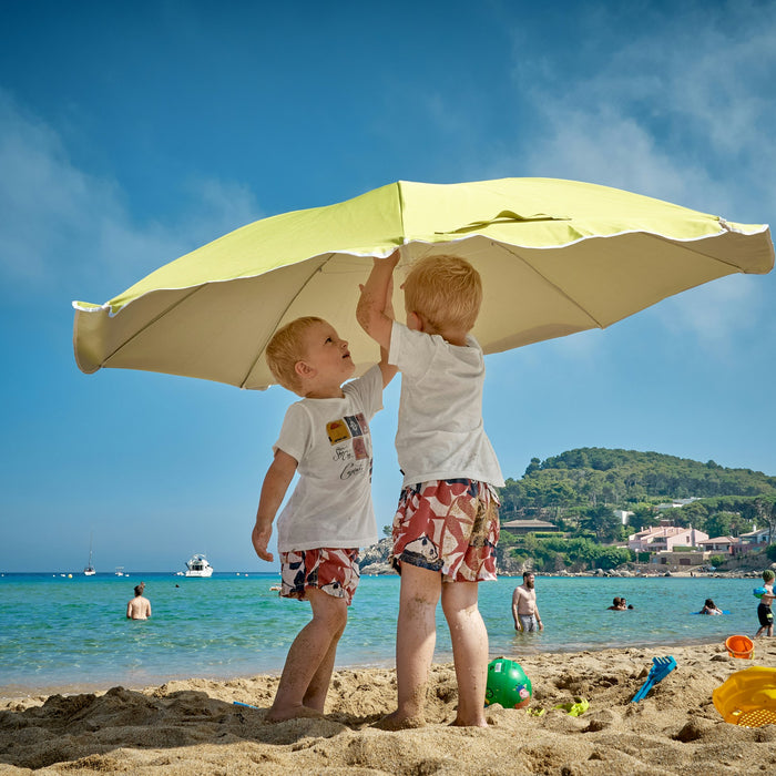 How to get an autistic child to wear sunscreen